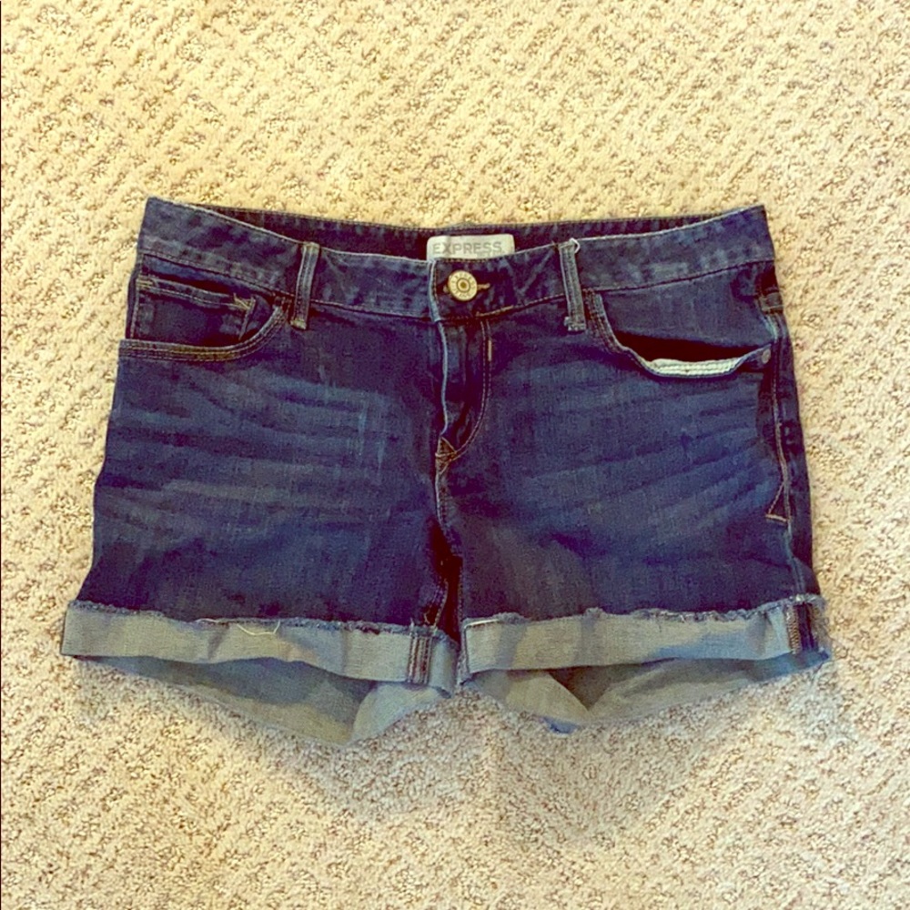 Express Jean Shorts With Rolled Edges Size 6